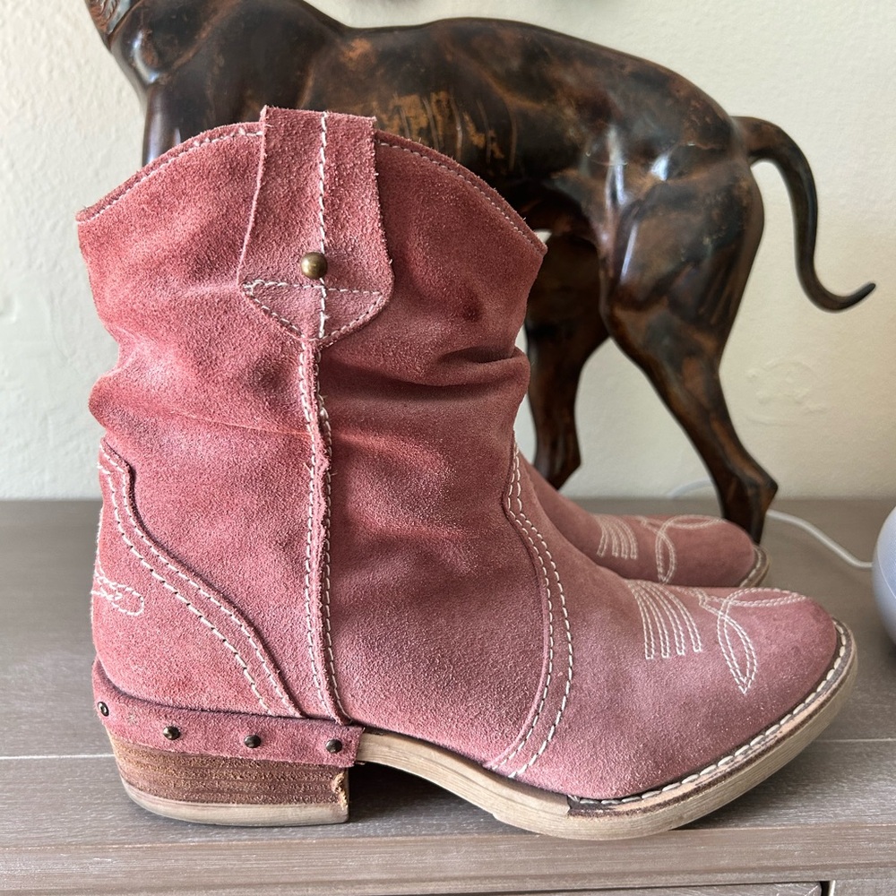 Sundance Dusty Rose Pink Cowboy Boots 39